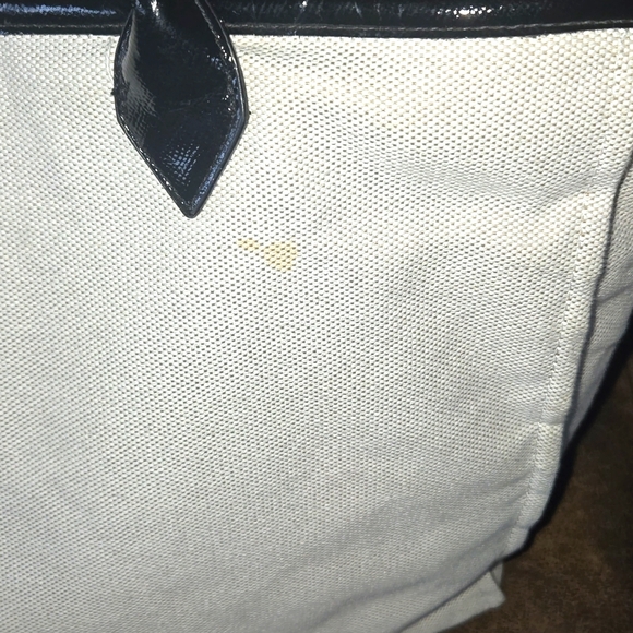 2019 Retired Victoria's Secret Spacious Tote Bag with Stars & Heart Design - Picture 7 of 11